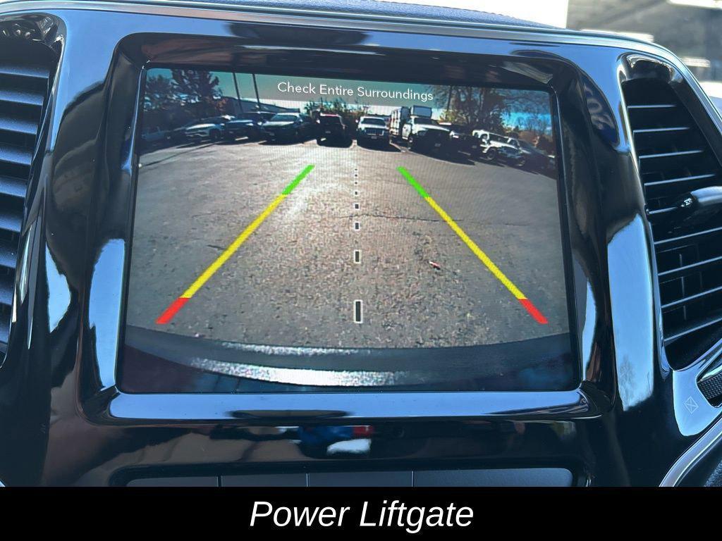 used 2019 Jeep Cherokee car, priced at $20,999