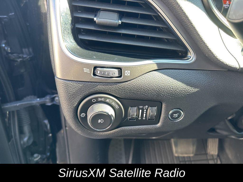 used 2019 Jeep Cherokee car, priced at $20,999