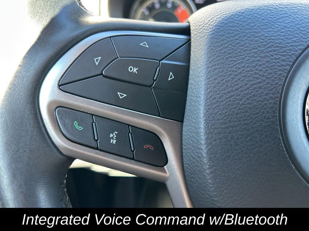 used 2019 Jeep Cherokee car, priced at $20,999