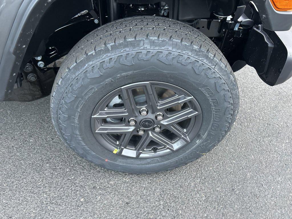 new 2026 Jeep Gladiator car, priced at $52,065