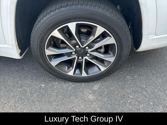 used 2022 Jeep Grand Cherokee L car, priced at $39,349