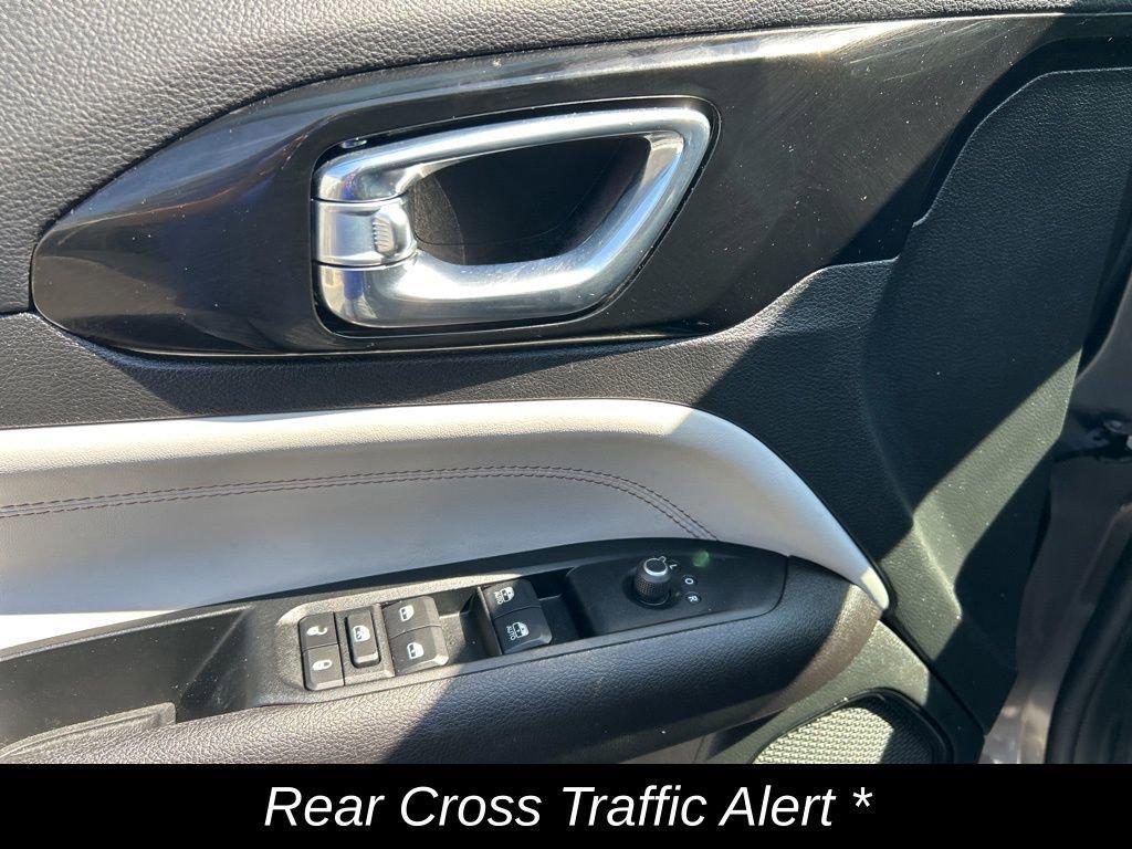used 2022 Jeep Compass car, priced at $24,425