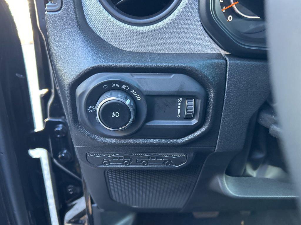 new 2026 Jeep Wrangler car, priced at $48,255