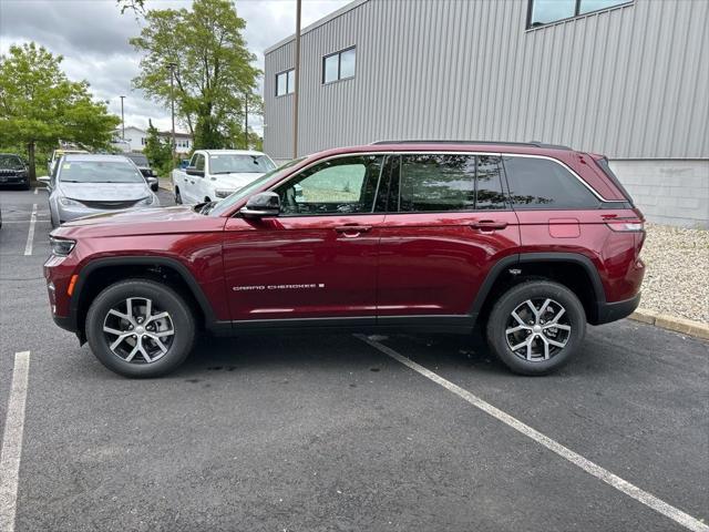 new 2025 Jeep Grand Cherokee car, priced at $45,754