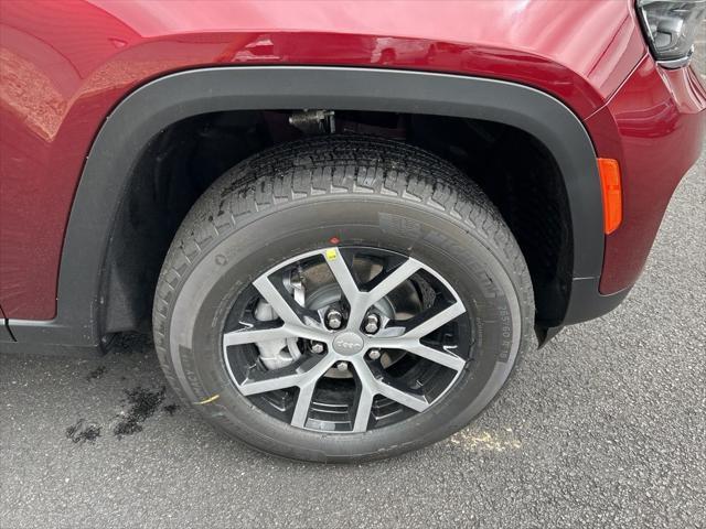 new 2025 Jeep Grand Cherokee car, priced at $45,754
