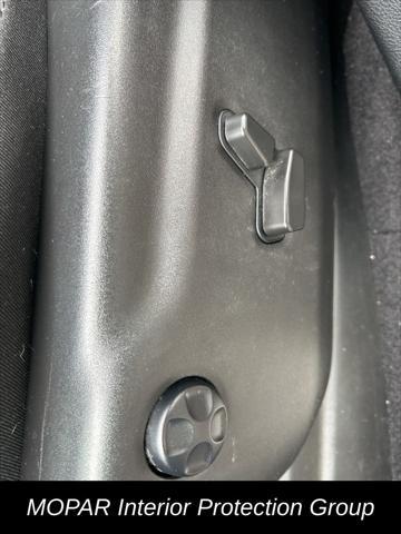 used 2021 Jeep Grand Cherokee car, priced at $28,287