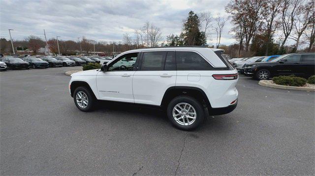 new 2025 Jeep Grand Cherokee car, priced at $37,375