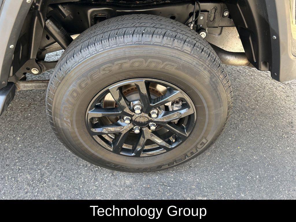 used 2022 Jeep Gladiator car, priced at $30,499