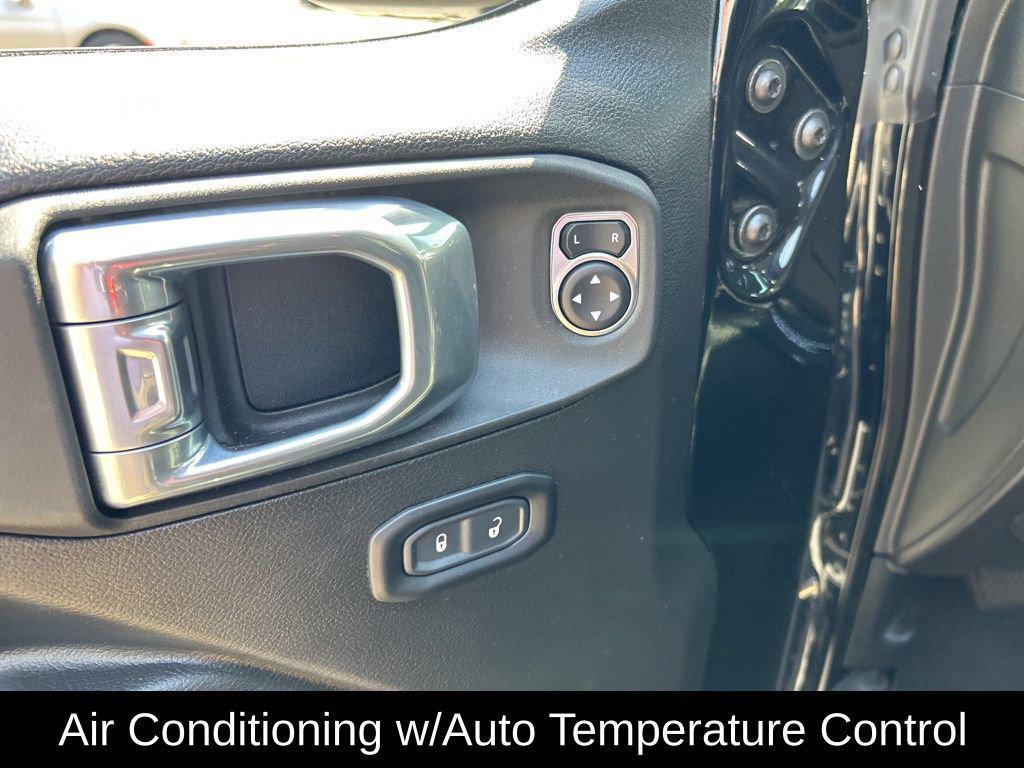 used 2022 Jeep Gladiator car, priced at $30,499