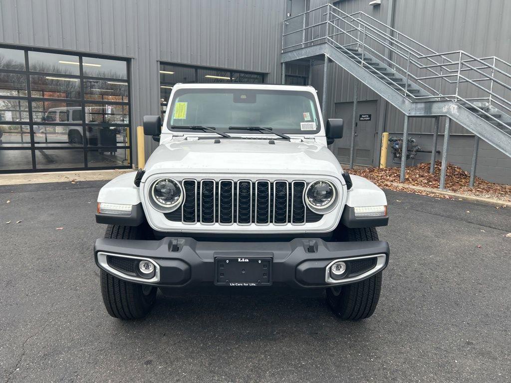 new 2025 Jeep Wrangler car, priced at $54,267