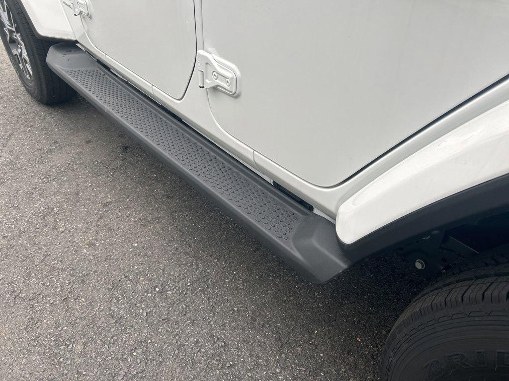 new 2025 Jeep Wrangler car, priced at $54,267