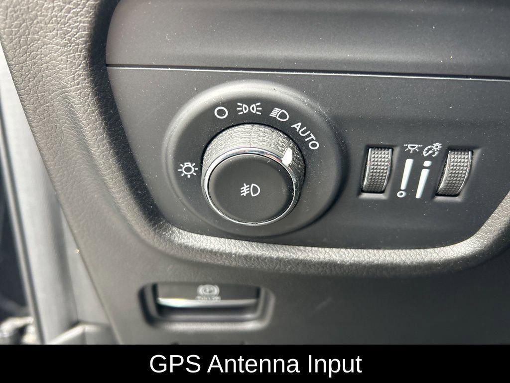 used 2022 Jeep Grand Cherokee car, priced at $32,983