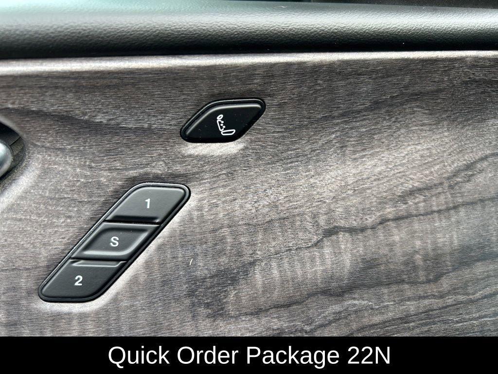 used 2022 Jeep Grand Cherokee car, priced at $32,983