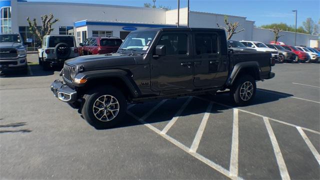 new 2024 Jeep Gladiator car, priced at $49,170