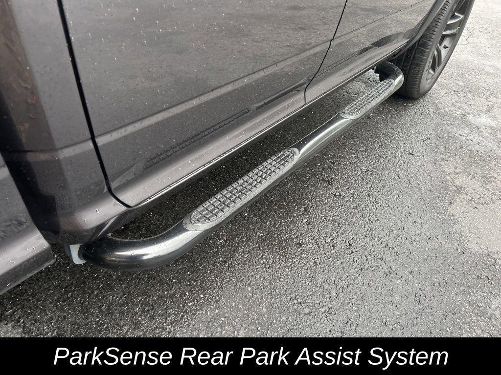 used 2022 Ram 1500 Classic car, priced at $31,999