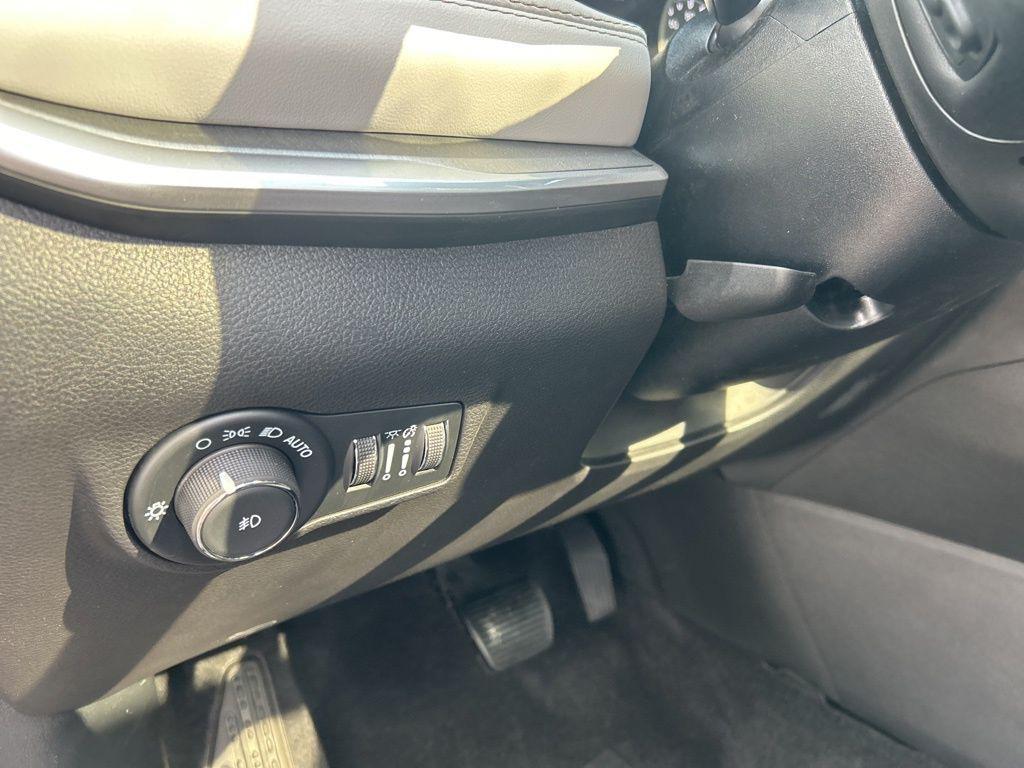new 2025 Jeep Compass car, priced at $35,460