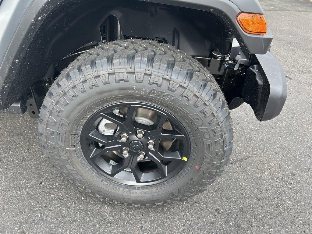 new 2026 Jeep Wrangler car, priced at $47,022