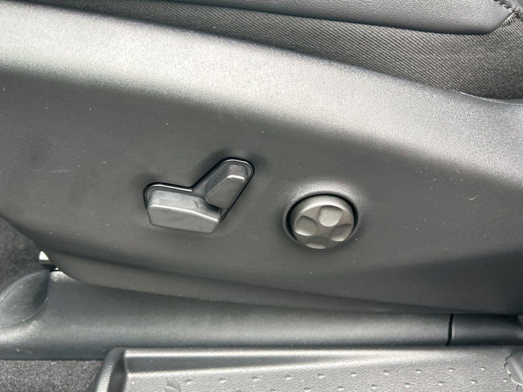 new 2026 Chrysler Pacifica car, priced at $44,120