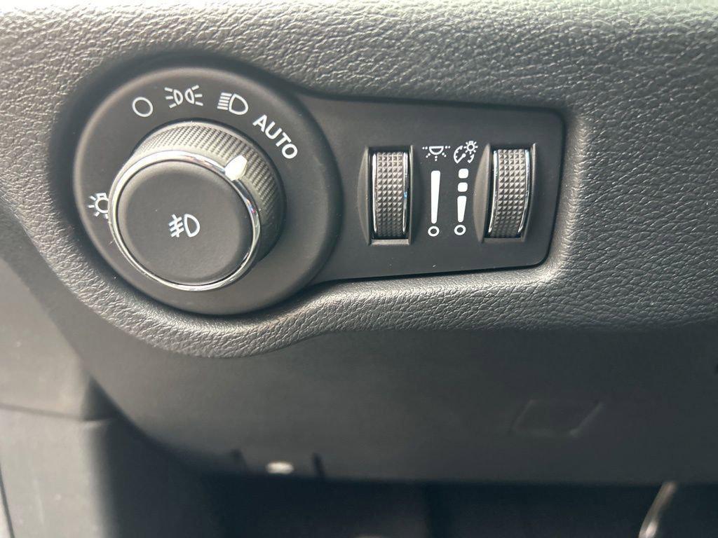 new 2026 Chrysler Pacifica car, priced at $44,120