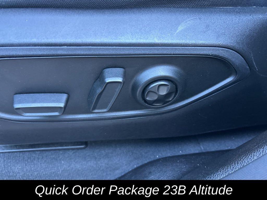 used 2024 Jeep Grand Cherokee L car, priced at $30,321