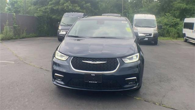 new 2023 Chrysler Pacifica Hybrid car, priced at $49,500