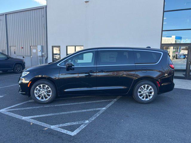 new 2025 Chrysler Pacifica car, priced at $44,140