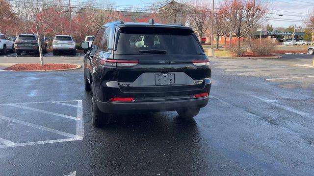 new 2025 Jeep Grand Cherokee car, priced at $48,530