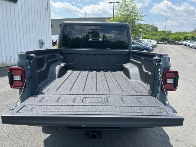 new 2025 Jeep Gladiator car, priced at $50,659
