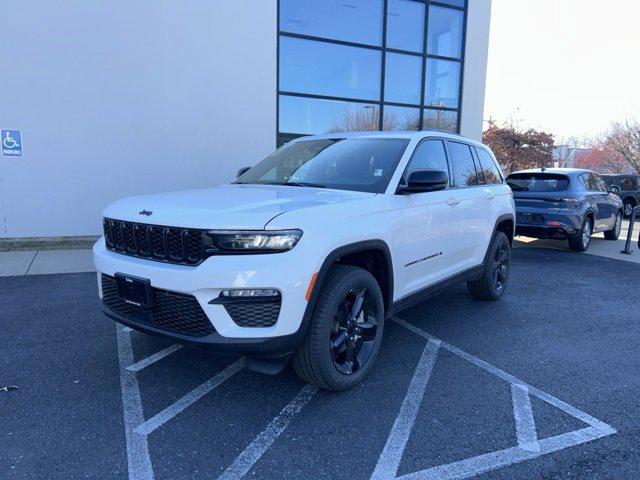 new 2025 Jeep Grand Cherokee car, priced at $47,935