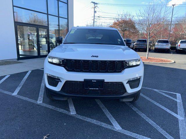 new 2025 Jeep Grand Cherokee car, priced at $47,935