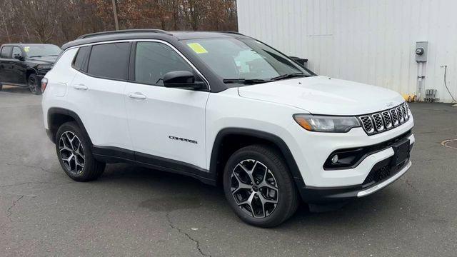 new 2025 Jeep Compass car, priced at $33,115