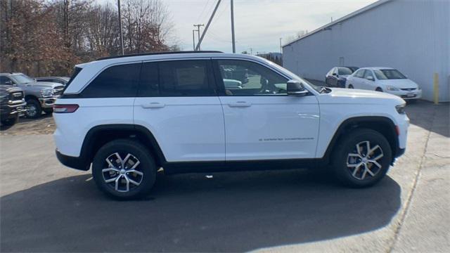 new 2024 Jeep Grand Cherokee car, priced at $48,941