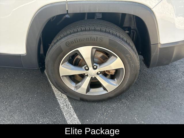 used 2021 Jeep Cherokee car, priced at $24,849