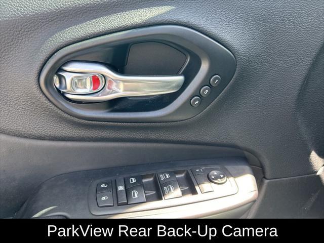 used 2021 Jeep Cherokee car, priced at $25,249