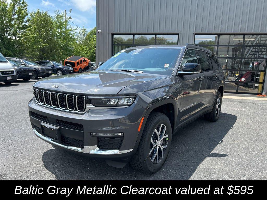 new 2025 Jeep Grand Cherokee L car, priced at $49,071