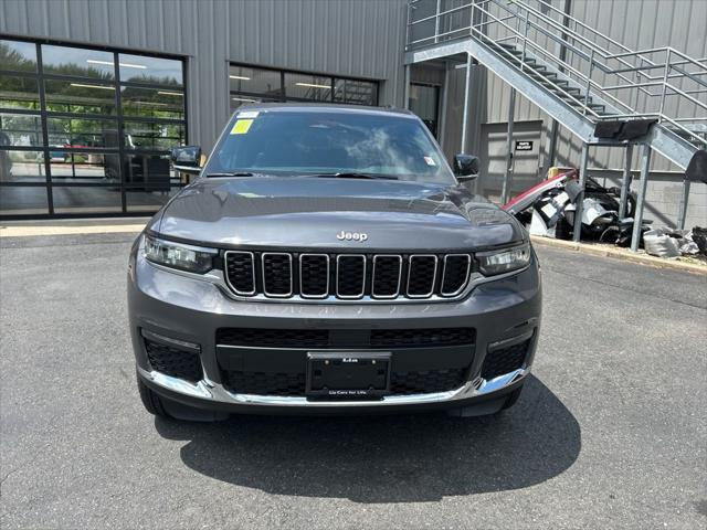 new 2025 Jeep Grand Cherokee L car, priced at $49,195