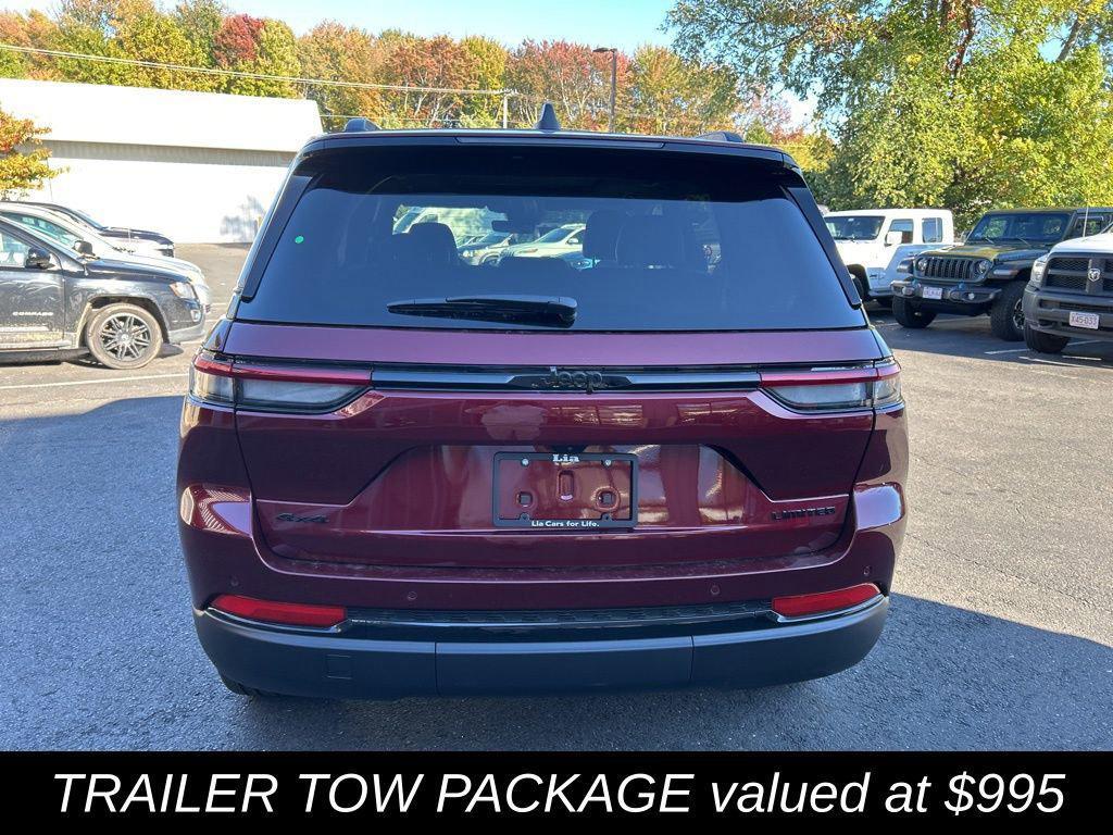 new 2025 Jeep Grand Cherokee car, priced at $49,552