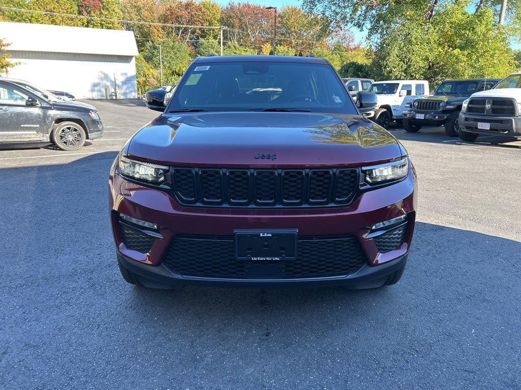 new 2025 Jeep Grand Cherokee car, priced at $49,552