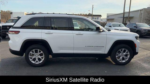 used 2022 Jeep Grand Cherokee car, priced at $32,349