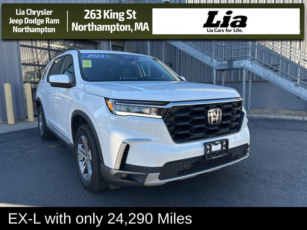 used 2023 Honda Pilot car, priced at $37,187