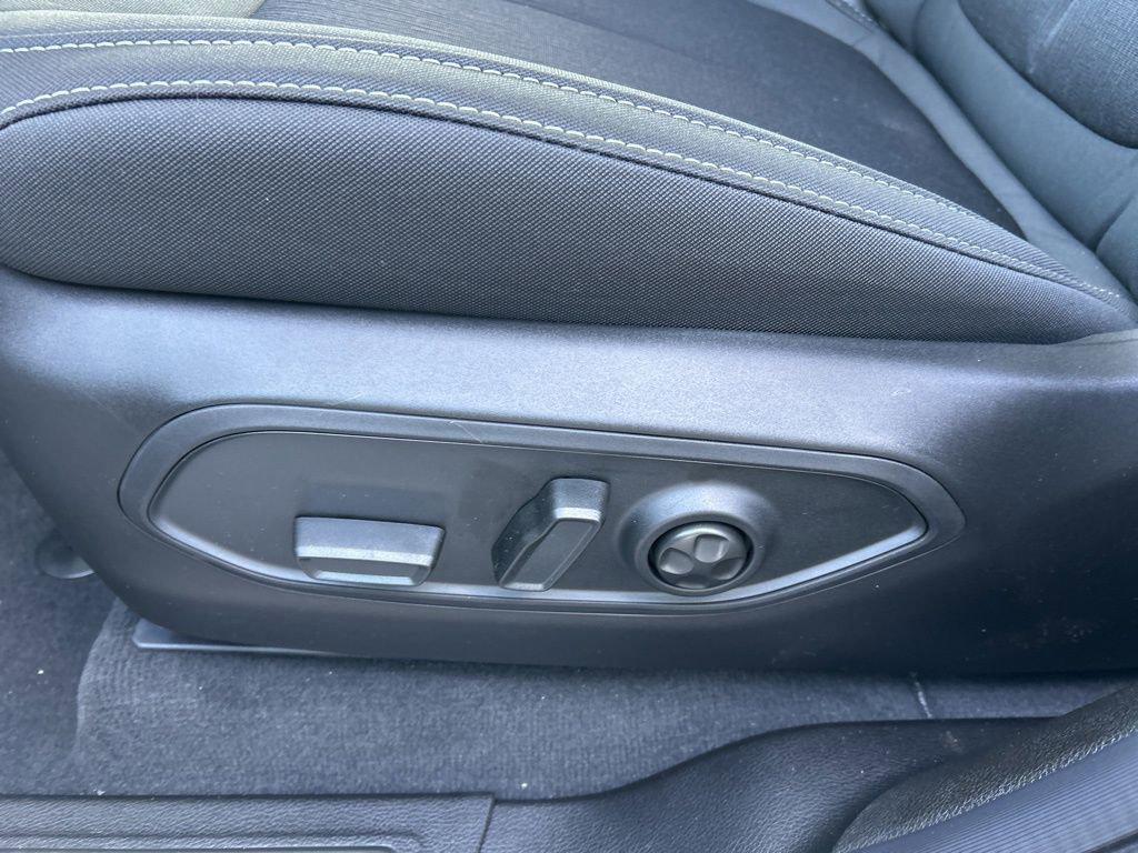 new 2025 Jeep Grand Cherokee L car, priced at $41,918