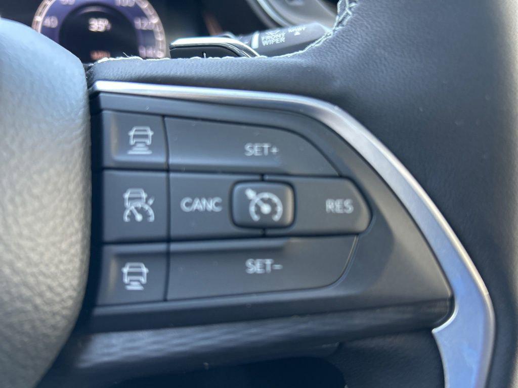 new 2025 Jeep Grand Cherokee L car, priced at $41,918