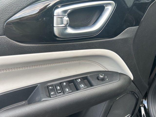 new 2025 Jeep Compass car, priced at $37,330