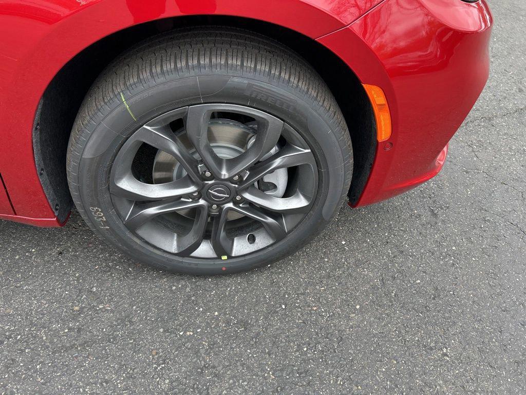 new 2026 Chrysler Pacifica car, priced at $46,786