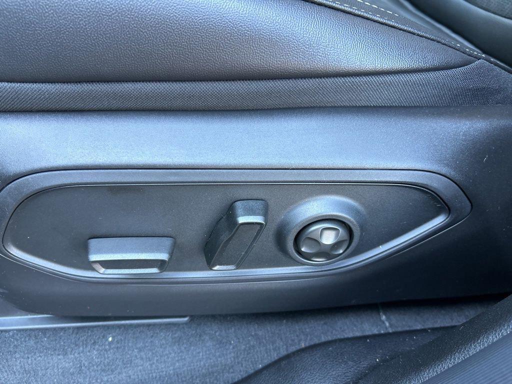 new 2025 Jeep Grand Cherokee car, priced at $44,422