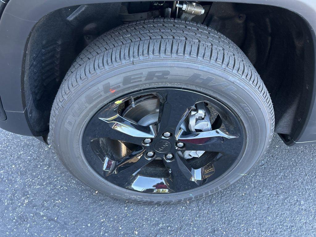 new 2025 Jeep Grand Cherokee car, priced at $44,422