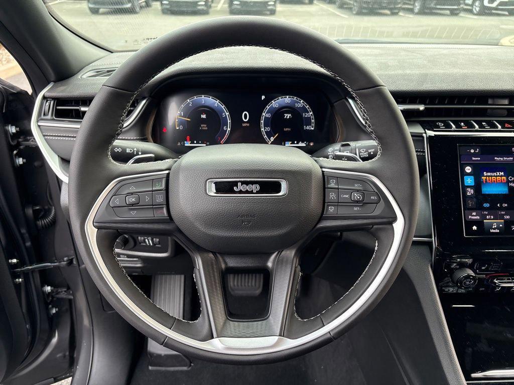 new 2025 Jeep Grand Cherokee car, priced at $40,788