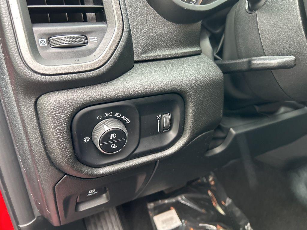 new 2025 Ram 1500 car, priced at $47,330