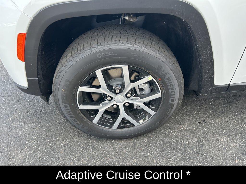new 2025 Jeep Grand Cherokee L car, priced at $47,053