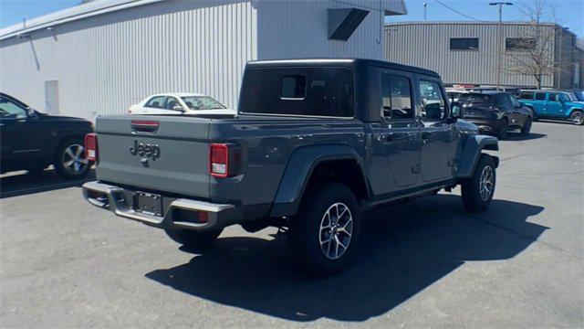 new 2024 Jeep Gladiator car, priced at $44,116